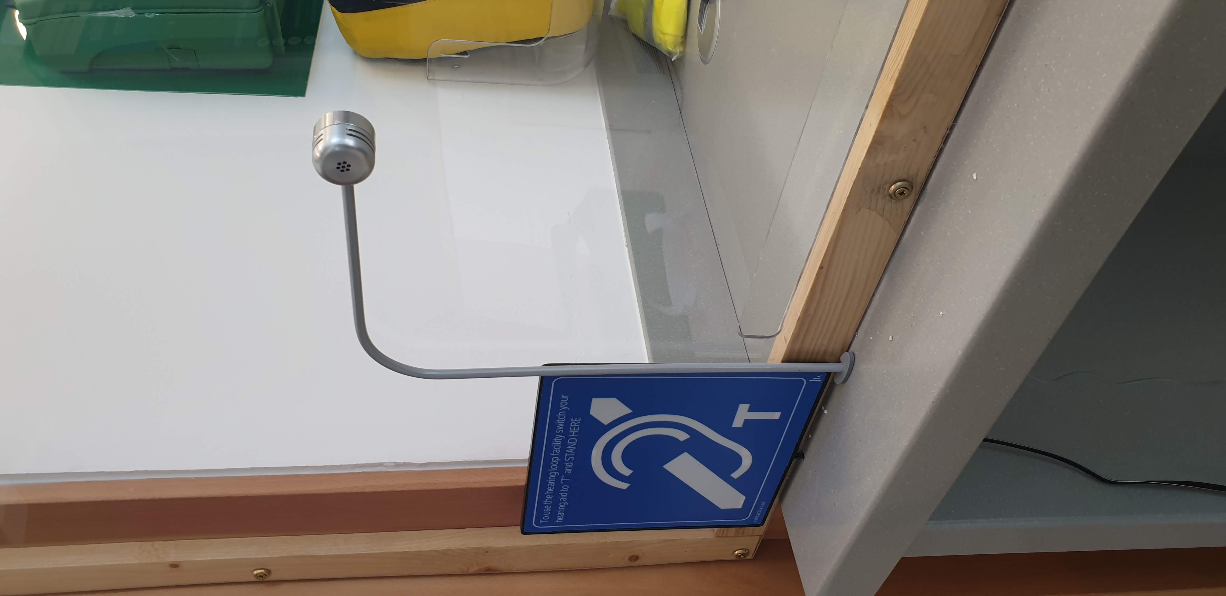 A hearing loop system